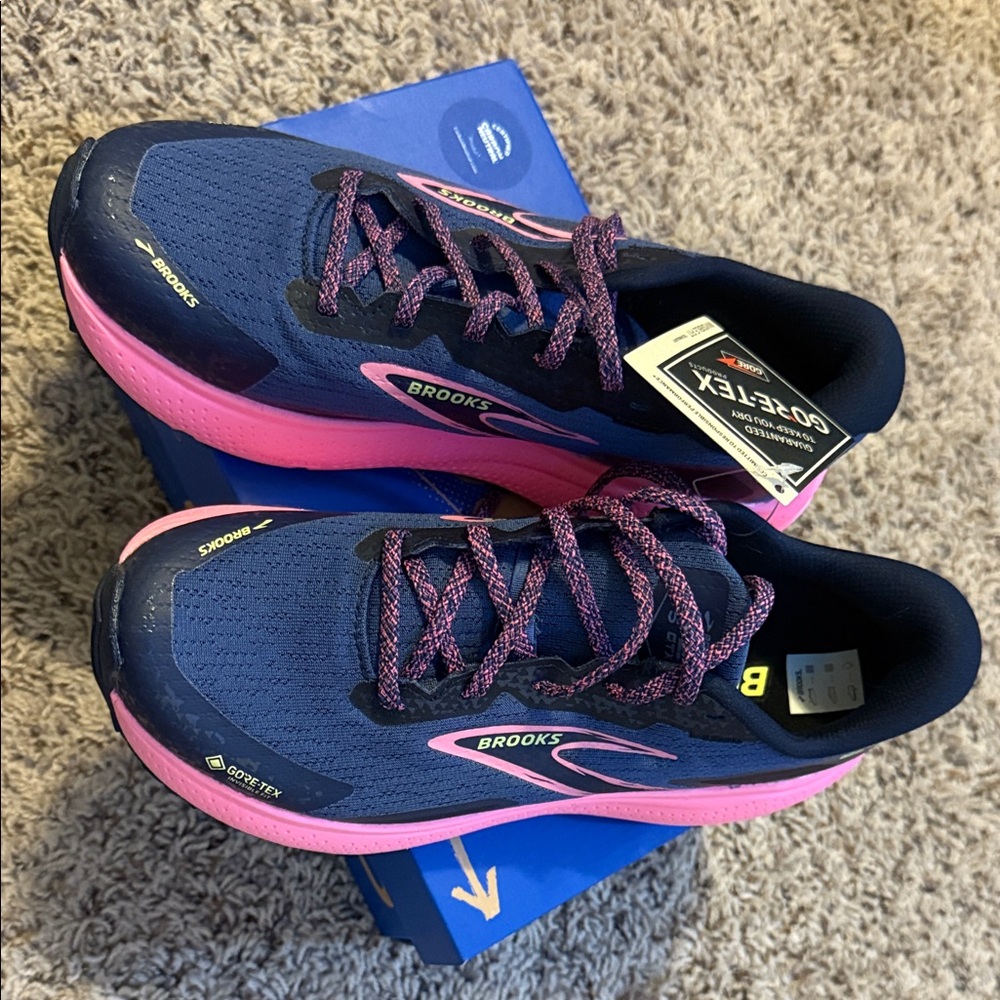 Brooks Women’s Divide 5 GTX Waterproof Trail Running Shoe Size 7